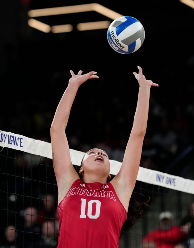 Indiana Hoosiers setter Teodora Krickovic (10) sets the ball Sunday, April 19, 2026, during the game at the Fishers Event Center in Fishers.