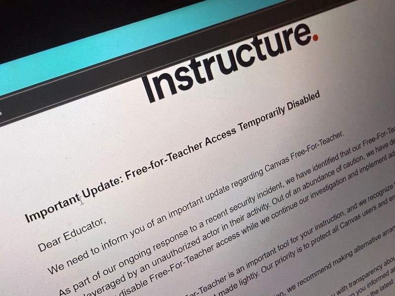 A Canvas login page message is shown at 10:45 a.m. Friday, May 8, 2026. (Jenny Porter Tilley / IndyStar)