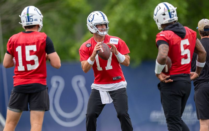 Indianapolis Colts quarterback Daniel Jones (17) throws Monday, June 1, 2026, during practice at the Indiana Farm Bureau Football Center.