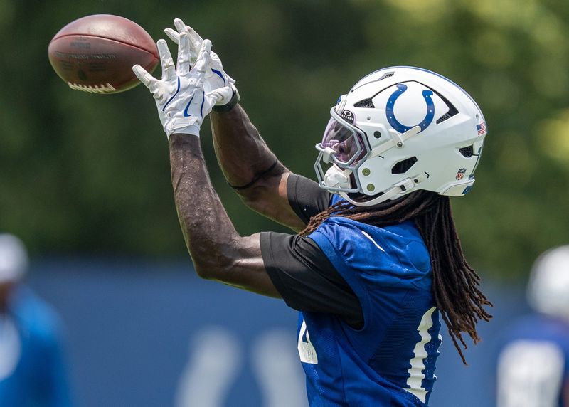 Indianapolis Colts wide receiver Ashton Dulin (16) pulls in a catch Wednesday, June 10, 2026, during minicamp at Indiana Farm Bureau Football Center in Indianapolis.