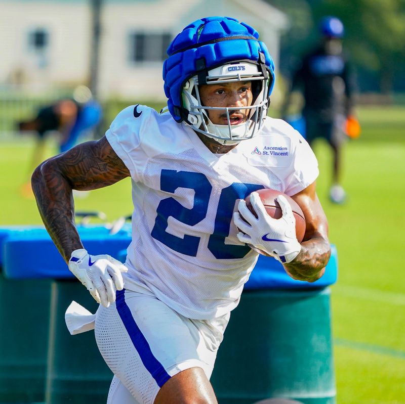 Indianapolis Colts Seth McGowan (20) runs a drill during Indianapolis Colts Training Camp Family Day on Friday, July 31, 2026, at Grand Park in Westfield, Ind.