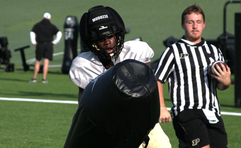 Purdue defensive end Elo Modozie at practice on Aug. 13, 2026, in West Lafayette, Indiana.