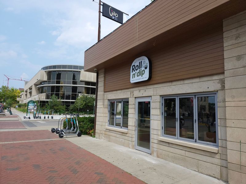 Roll 'n Dip is a new build-your-own Mexican restaurant on East Kirkwood Avenue just across the street from the Monroe County Public Library.