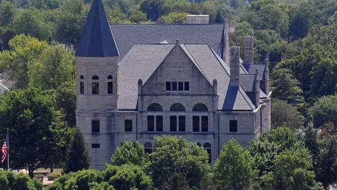 Wayne County Courthouse