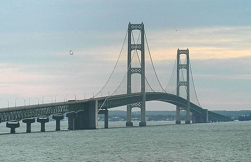 Falling ice forced closure of the Mackinac Bridge to vehicles Wednesday afternoon, according to a tweet from the Mackinac Bridge Authority.