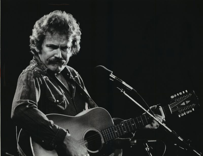 Gordon Lightfoot in concert in the late 1970s.