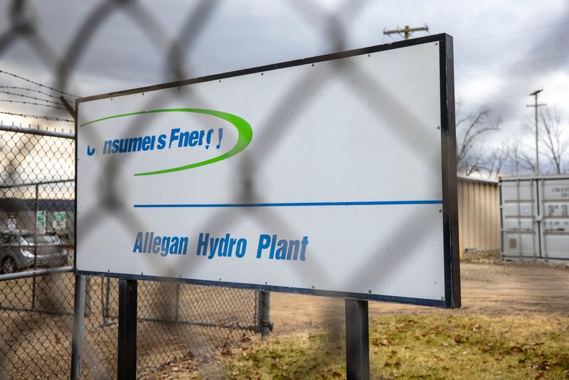 ConsumerÕs Energy sign for the Allegan Hydro Plant on Lake Allegan in Allegan, MI on December 9, 2023. Brett Farmer, Special to the Detroit News
