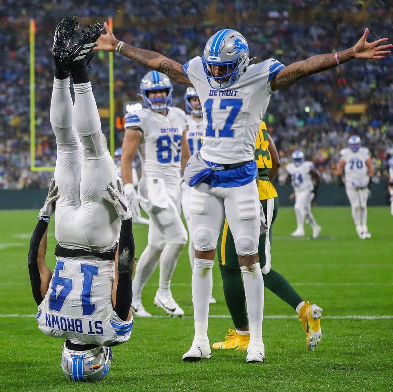 Detroit Lions wide receiver Amon-Ra St. Brown (14) and wide receiver Tim Patrick (17) celebrate after St. Brown catches a touchdown pass against the Green Bay Packers on Sunday, November 3, 2024, at Lambeau Field in Green Bay, Wis. The Lions won the game, 24-14.
Tork Mason/USA TODAY NETWORK-Wisconsin