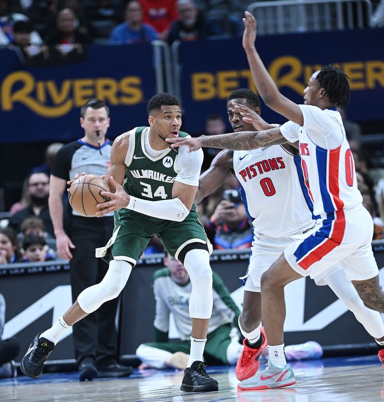 Two-time MVP and 10-time All-Star Giannis Antetokounmpo (34) will have no shortage of suitors pursuing him on the trade market.