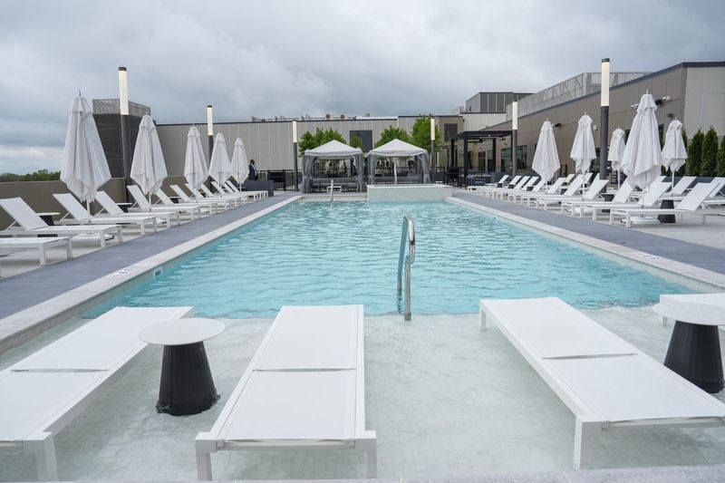 Pool and hot tub at Birmingham Pointe Apartments in Birmingham on Tuesday, May 6, 2025.