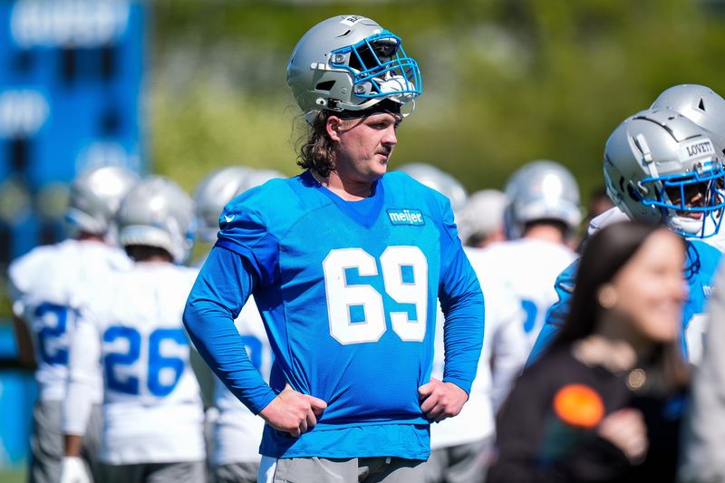 Detroit Lions offensive lineman Tate Ratledge (69) practices during rookie mini camp at Meijer Performance Center in Allen Park on Friday, May 9, 2025.