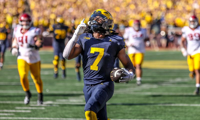 Donovan Edwards' first-half TD vs USC