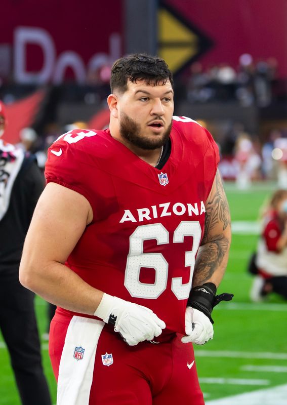 Arizona Cardinals center Trystan Colon against the San Francisco 49ers at State Farm Stadium, Jan. 5, 2025 in Glendale, Arizona.