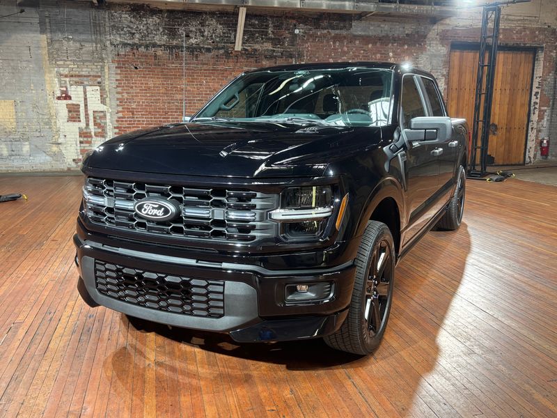 2025 Ford F-150 Lobo