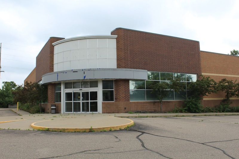 A controversial project near downtown Pinckney that would convert a former Rite Aid site into a gas station, food service and convenience store has taken an important step forward.