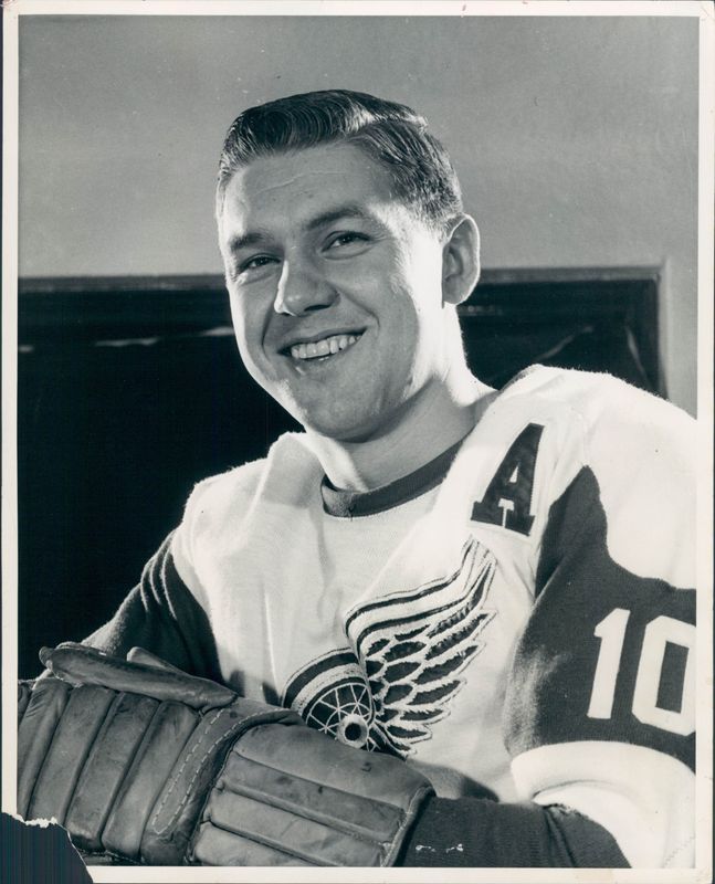Alex Delvecchio was known for wearing the captain's "C," rather than an "A"; he served 12 seasons as the Red Wings' captain.