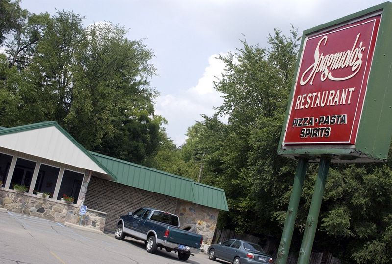 Spagnuolo's Restaurant, 662 West Grand River Ave. in Okemos. Photographed 8/10/06