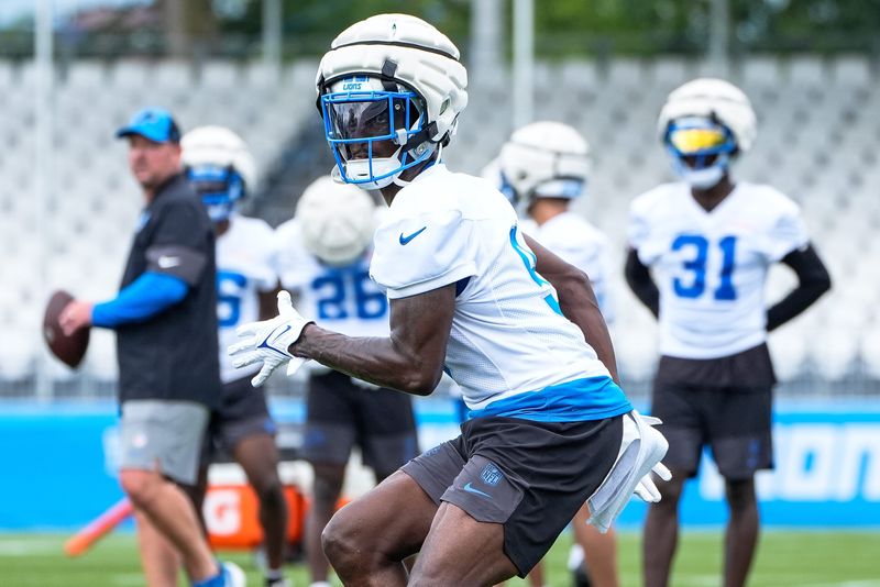 Detroit Lions cornerback Ennis Rakestraw Jr. (9) runs a drill during training camp at Meijer Performance Center in Allen Park on Sunday, July 20, 2025.