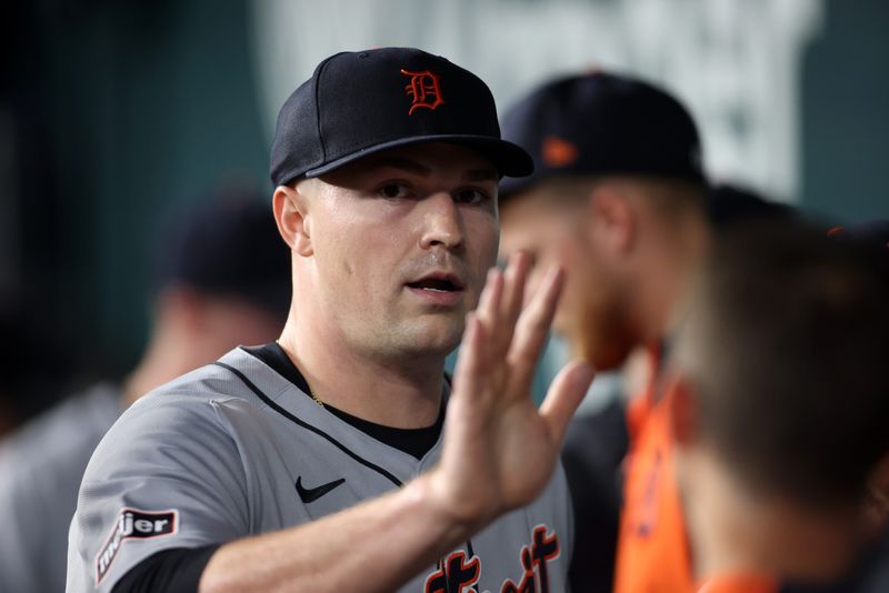 Detroit Tigers pitcher Tarik Skubal (29) is congratulated by his teammates in the dugout during the seventh inning against the Texas Rangers at Globe Life Field in Arlington, Texas, on Sunday, July 20, 2025.