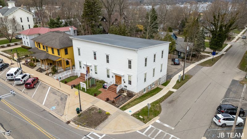 The proposal to establish a boutique hotel inside the former Douglas City Hall has earned unanimous approval from planners, who advanced the project pitched as a “breath of fresh air" on July 9.