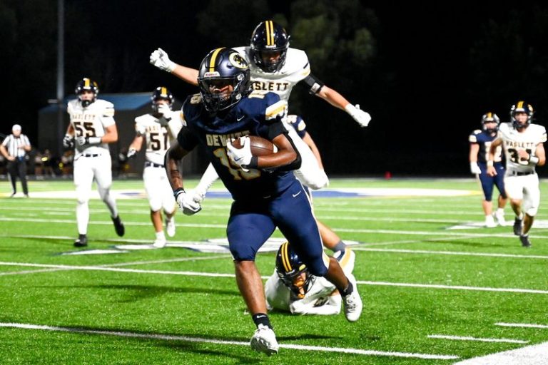 Sophomore running back Channing Ridley showcases potential for DeWitt ...