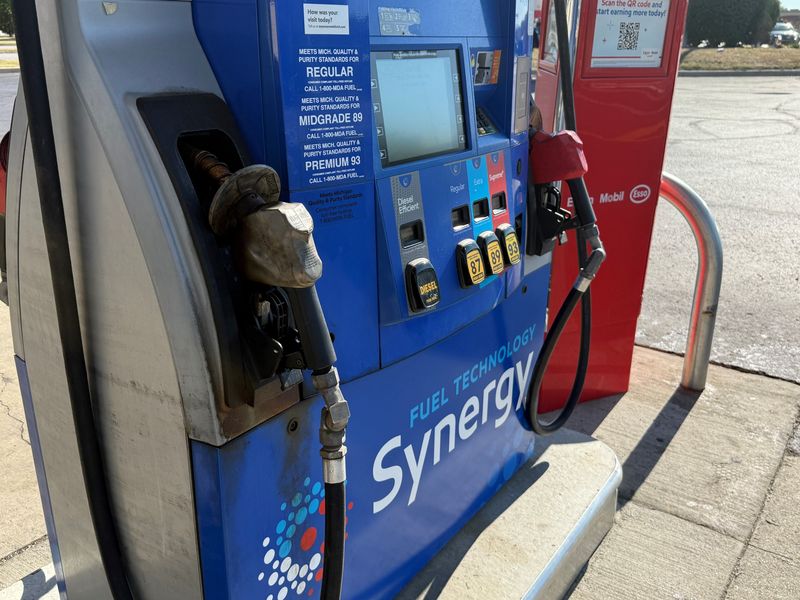 Gas prices in Michigan set a new 2025-high of $3.39 on Aug. 27.
