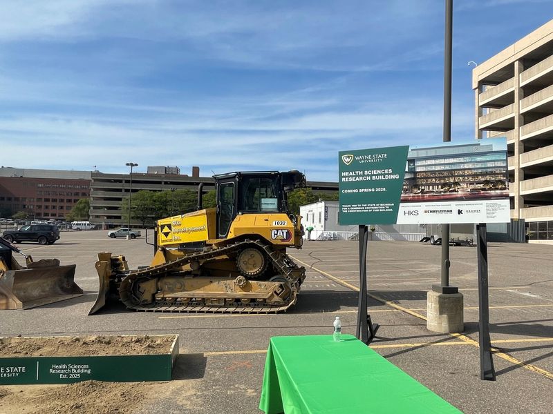 The site of Wayne State's future $200 million Health Sciences Research Building.
