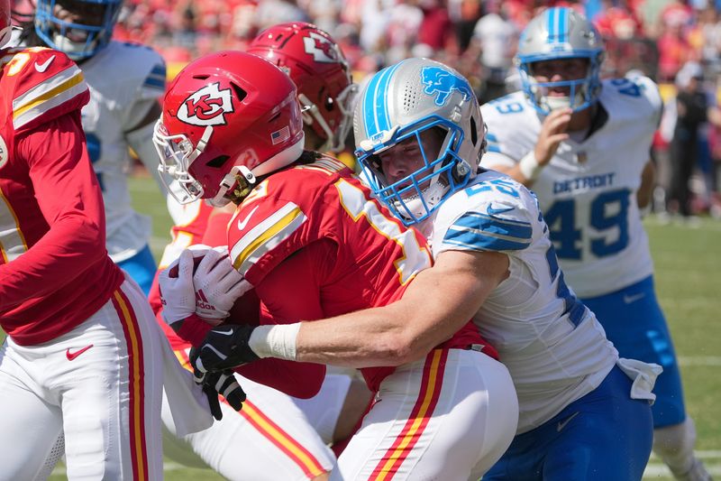 Aug 17, 2024; Kansas City, Missouri, USA; Kansas City Chiefs wide receiver Kadarius Toney (19) returns a kick as Detroit Lions linebacker Ty Summers (25) makes the tackle