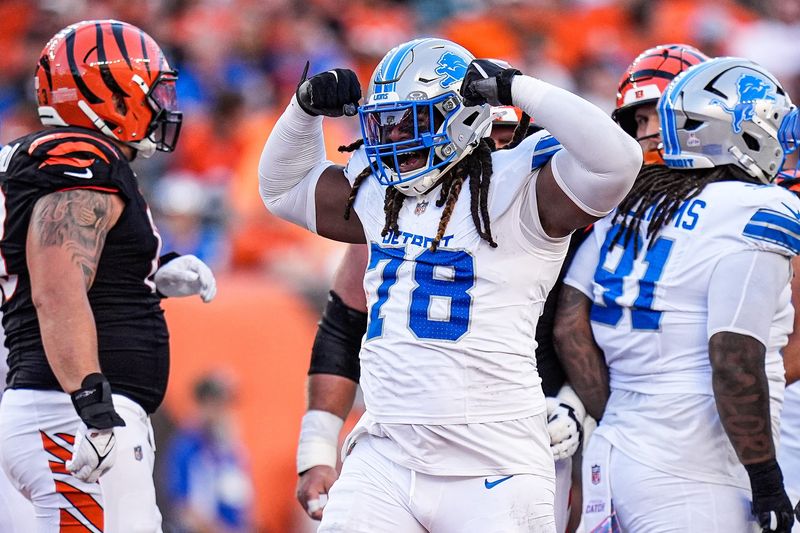Detroit Lions defensive end Tyler Lacy (78) celebrates a tackle against Cincinnati Bengals during the second half at Paycor Stadium in Cincinnati on Sunday, Oct. 5, 2025.