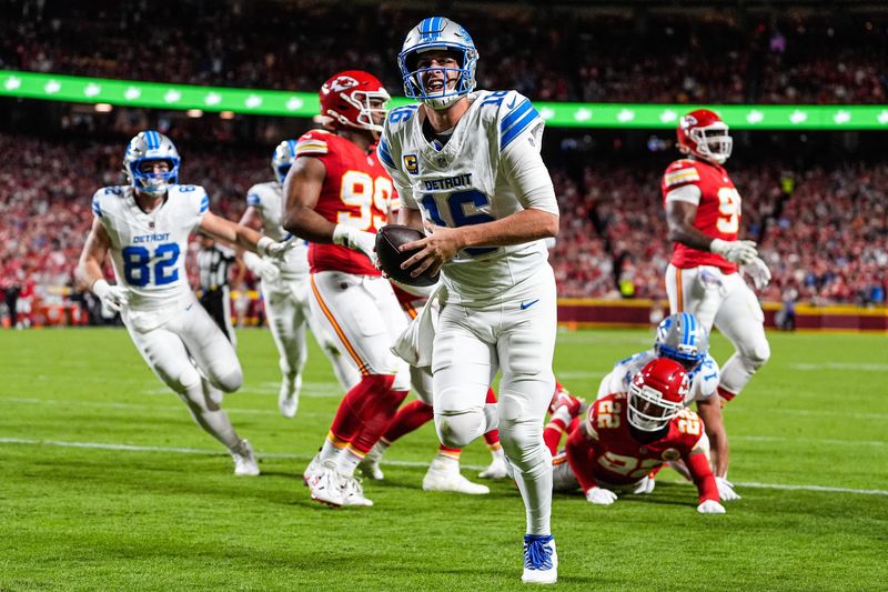 Detroit Lions quarterback Jared Goff (16) scores a touchdown against Kansas City Chiefs during the first half at Arrowhead Stadium in Kansas City, Missouri on Sunday, Oct. 12, 2025. The touchdown was taken away later.