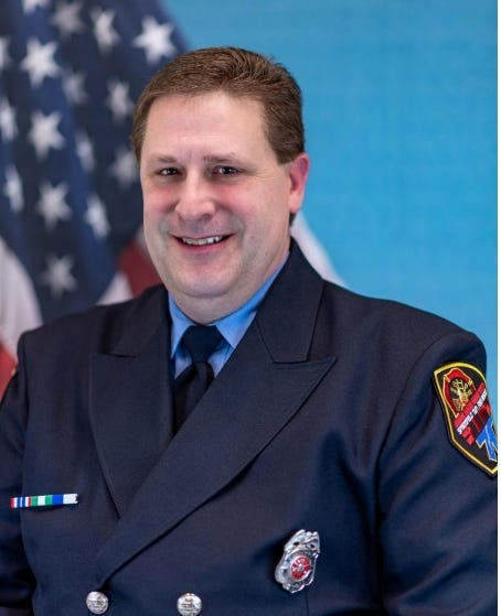 A photo of Lieutenant Jonathan Miner.