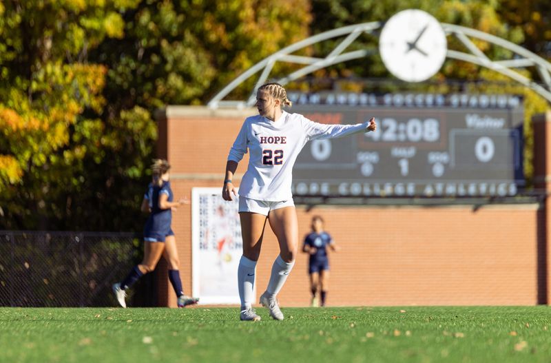 Hope’s Ainsley Harris points to a teammate during a match against St. Mary’s on Tuesday, Oct. 28.