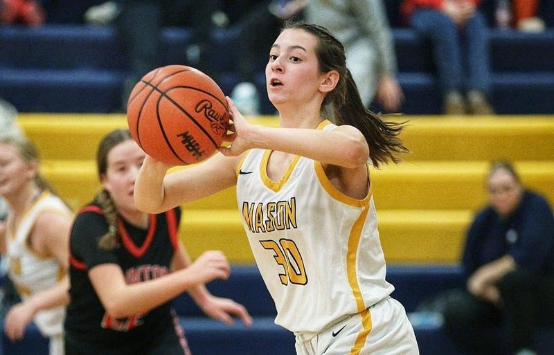 Erie Mason's Grace Albright passes during a 54-44 loss to Clinton on Tuesday, Jan 20, 2026.