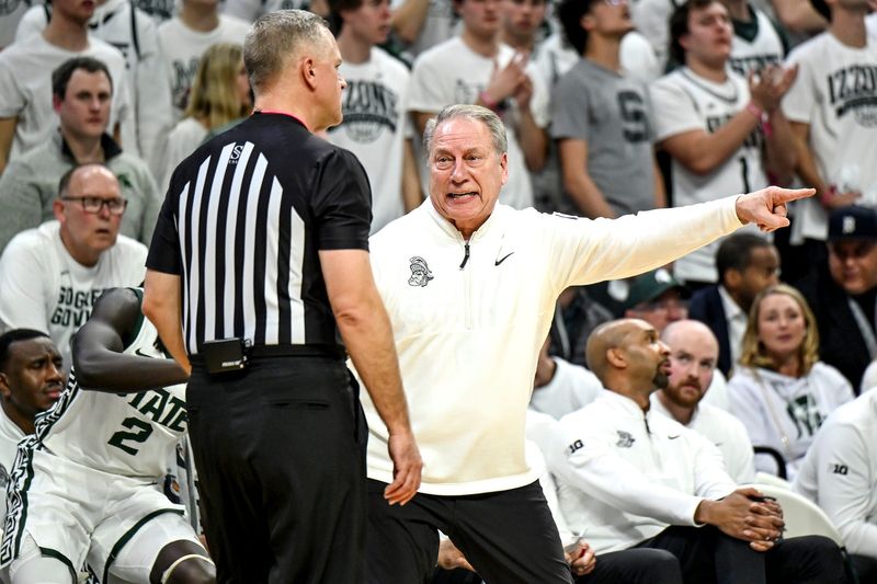Michigan State's head coach Tom Izzo argues a call with a referee during the first half in the game against Michigan on Friday, Jan. 30, 2026, at the Breslin Center in East Lansing.