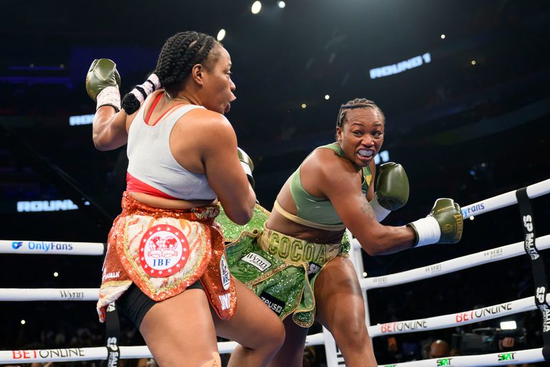 Claressa Shields, right, and Franchon Crews-Dezurn fight Sunday, Feb. 22, 2026, at Little Caesars Arena in Detroit.