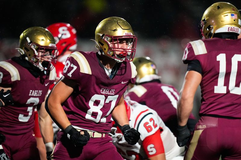 Bishop Watterson's Jack Schuler (87) celebrates in the first half of the OHSAA Region 11 championship game at White Field on Friday, Nov. 21, 2025 in Newark, Ohio.