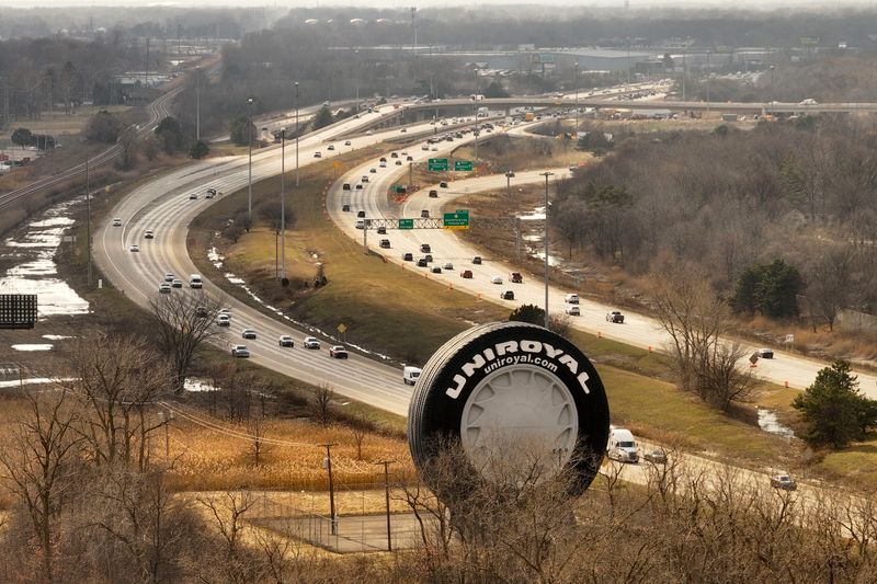 Traffic rolls down I-94 near Taylor, March 10, 2026. Starting this spring MDOT will repair almost 13 miles of the I-94 freeway from east of I-275 to west of Michigan Avenue.