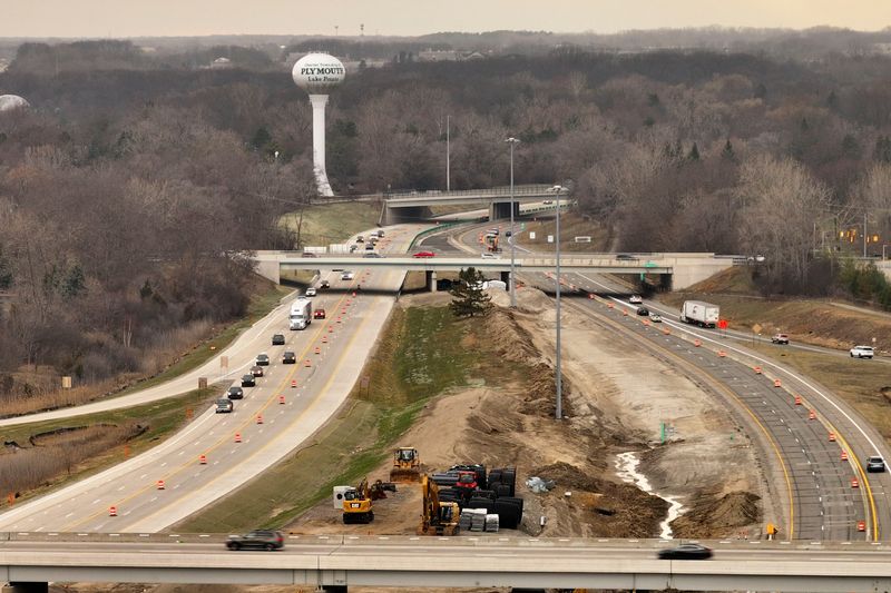 Traffic rolls down M-14 in Plymouth, March 10, 2026. MDOT is preparing to continue the reconstruction M-14/I-96 between Sheldon Road and Newburgh Road in Wayne County.