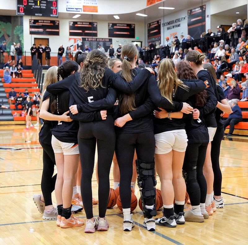 The Tecumseh Indians huddle up before their regional championship game with Parma Western this past week.