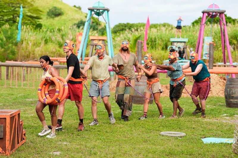 “Did You Vote for a Swap?” – A foreboding treemail message leaves castaways hungry for information regarding an imminent change. Knowledge is power as the boomerang idols begin to rear their heads within tribes. Then, past mistakes and baggage haunt players in their quest for redemption on SURVIVOR 50, Wednesday, March 11 (8:00-9:30 PM, ET/PT) on the CBS Television Network, and streaming on Paramount+ (live and on-demand for Paramount+ Premium plan subscribers, or on-demand for Paramount+ Essential subscribers the day after the episode airs)*. Jeff Probst serves as host and executive producer. Pictured: Kamilla Karthigesu, Rizo Velovic, Charlie Davis, Jonathan Young, Dee Valladares, Cirie Fields, Rick Devens. Photo: Robert Voets/CBS ©2025 CBS Broadcasting, Inc. All Rights Reserved.