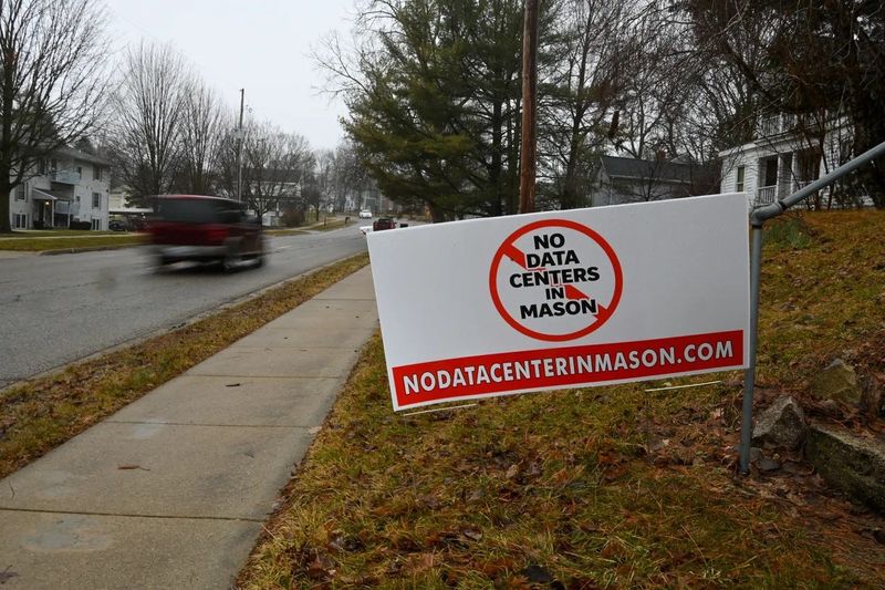 Some residents in Mason opposed a proposed data center ordinance, which the Mason City Council decided to repeal.