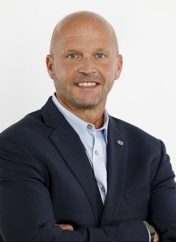 Michael Orange, a longtime Hyundai executive, is set to join Stellantis as the automaker seeks a U.S. sales turnaround.