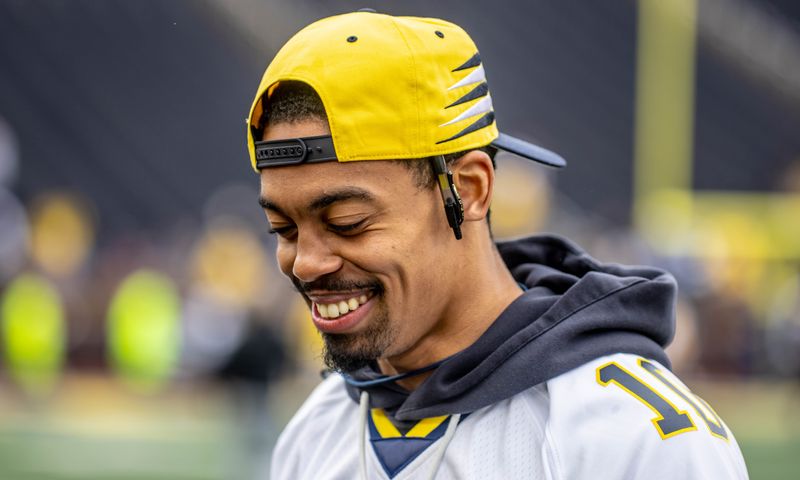 Michigan football WR coach Micah Simon