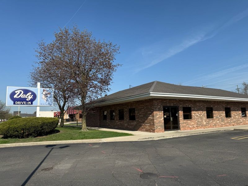 Daly Restaurant is at 31500 Plymouth in Livonia.