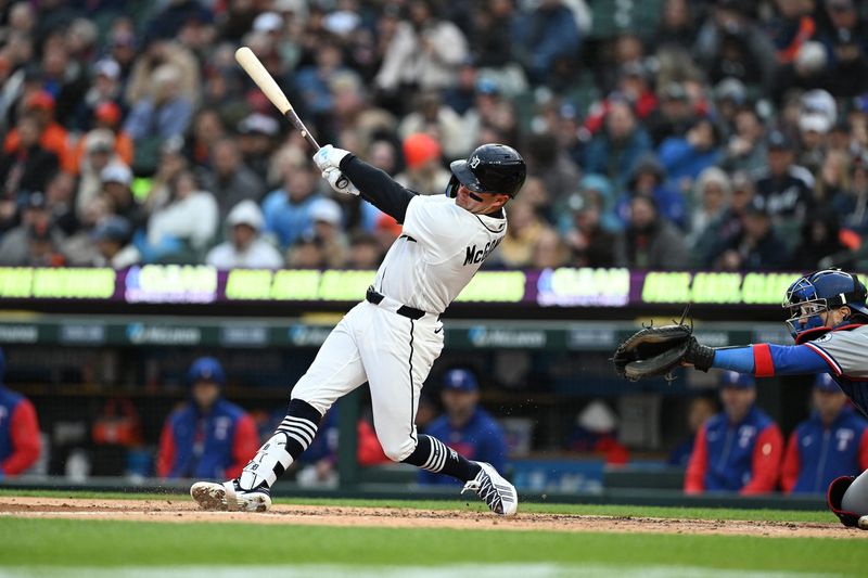 Detroit Tigers shortstop Kevin McGonigle (7) drives in a run against the Texas Rangers in the second inning.