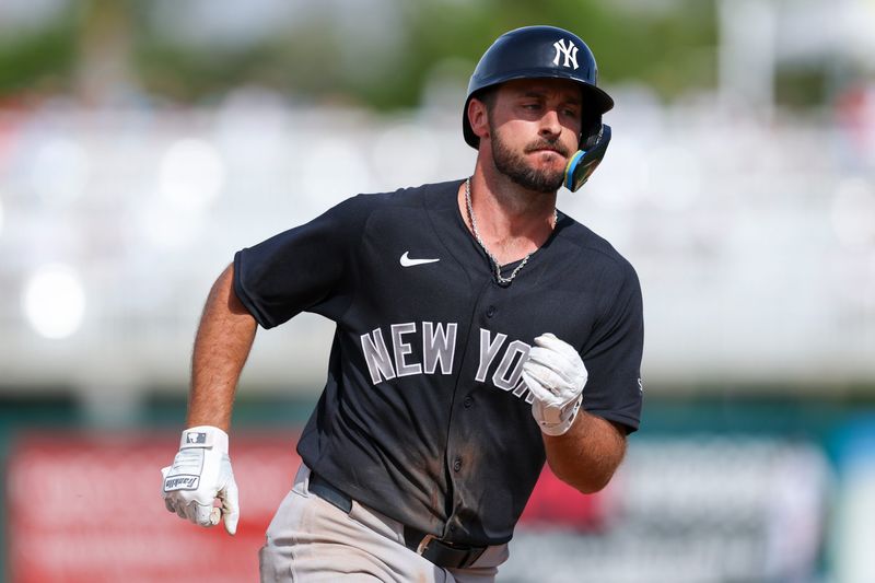 The Tigers on Tuesday signed 32-year-old journeyman Paul DeJong to a minor-league deal.