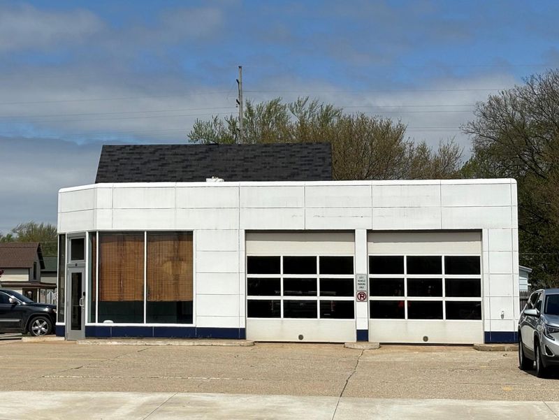 Zeeland is hoping to redevelop 303 E. Main Ave. — the former home of Main Street Auto.