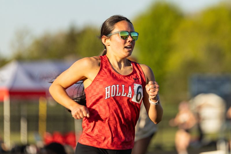 Holland's Olivia Weiss qualified for the state meet in the 3,200 meters at the Division 1 regional championships.