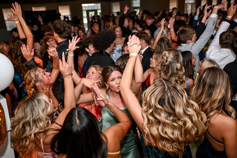 Scenes from the Grand Ledge High School prom on Friday, May 8, 2026, at the Eagle Eye Golf Club in Bath Township.