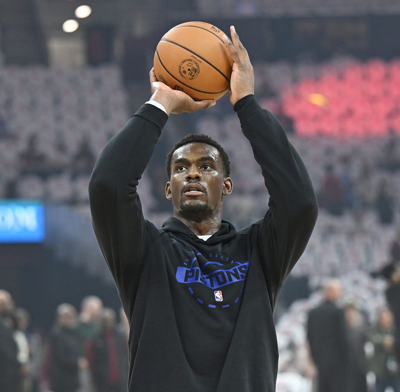 Pistons center Jalen Duren shoots during pregame warmups before Game 3 against the Cavaliers.